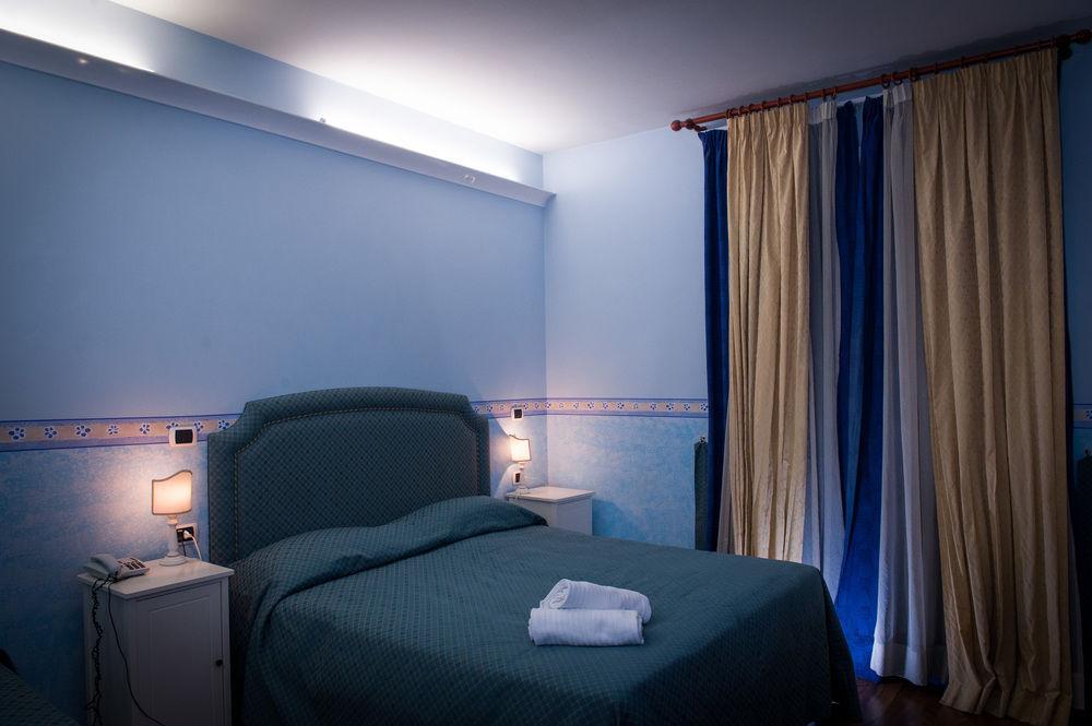Il Colonnato Bed and Breakfast Rome Buitenkant foto