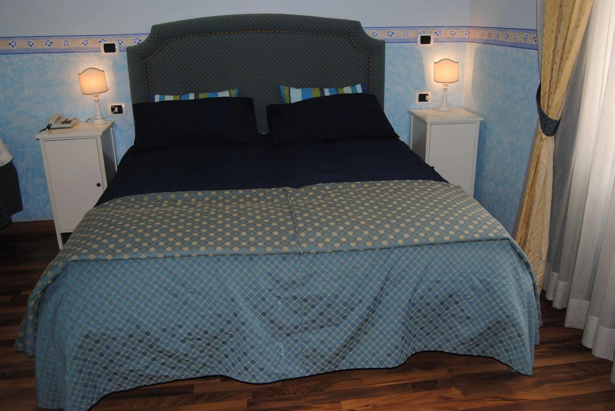 Il Colonnato Bed and Breakfast Rome Buitenkant foto