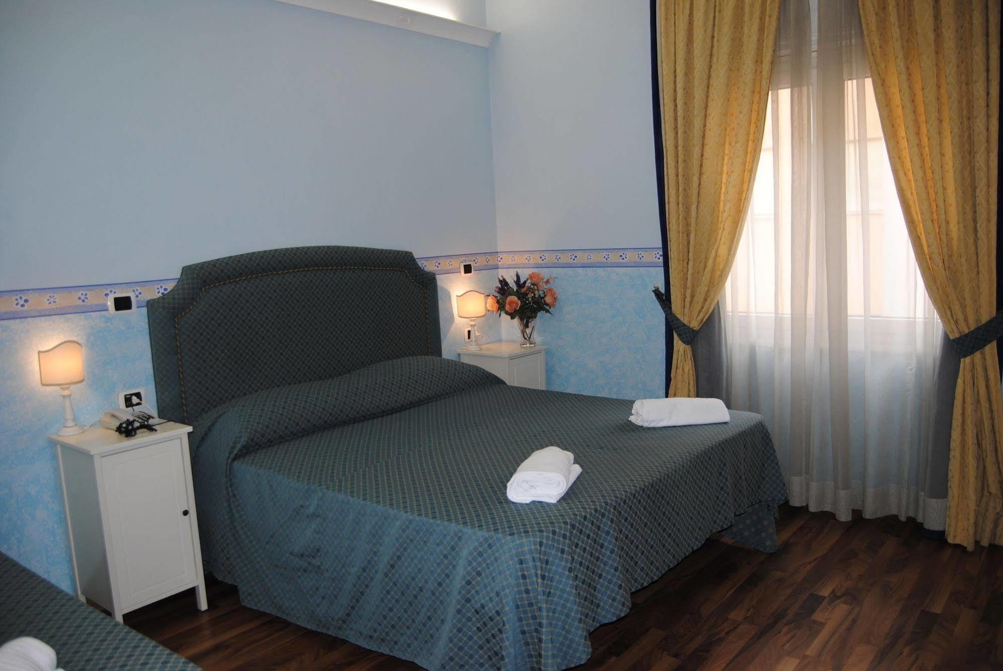 Il Colonnato Bed and Breakfast Rome Buitenkant foto